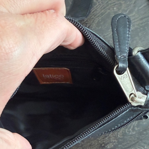 Latico Black Leather Crossbody Bag - Picture 7 of 8